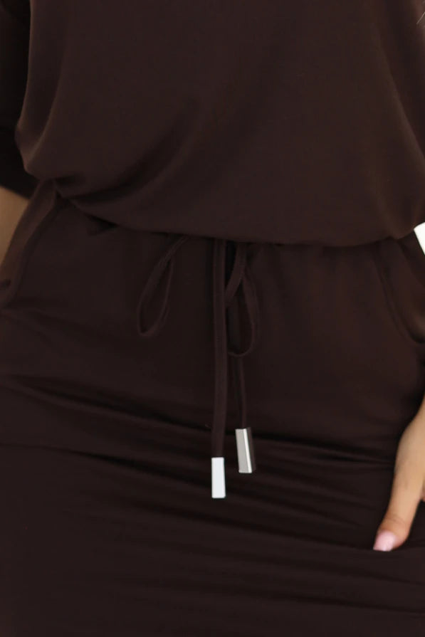 Damen Alltagskleid Locker Elastisch, figurbetonend & weich Numoco Detail Ausschnitt