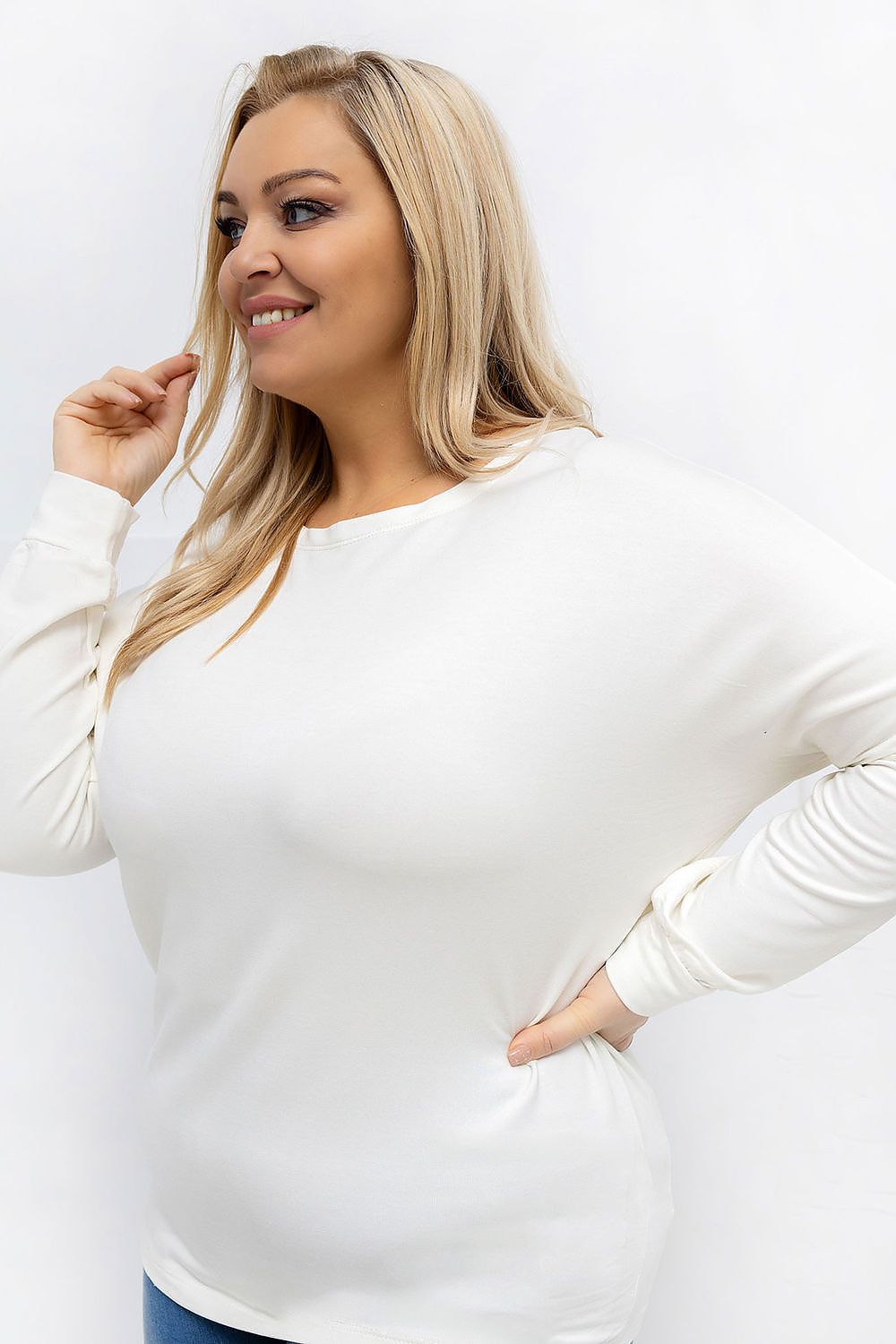 Damen Basic Plus-Size Shirt von Relevance weiß Seitenansicht