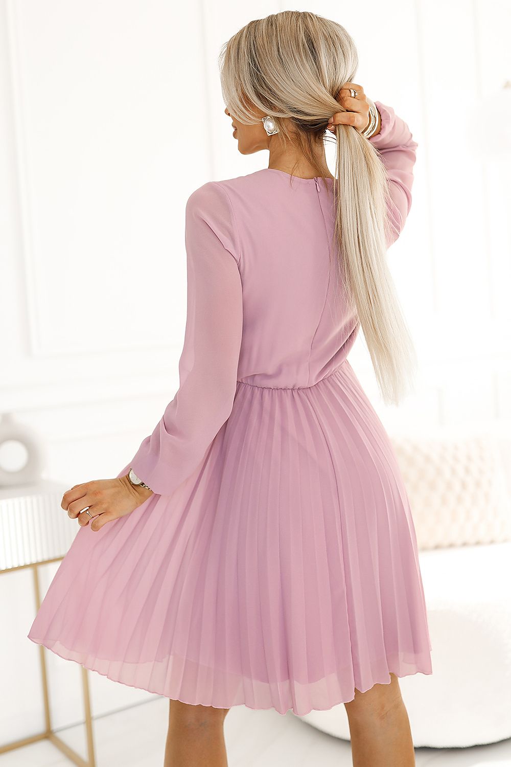 Damen Chiffon Plissee Cocktailkleid von Numoco rosé Rückseite
