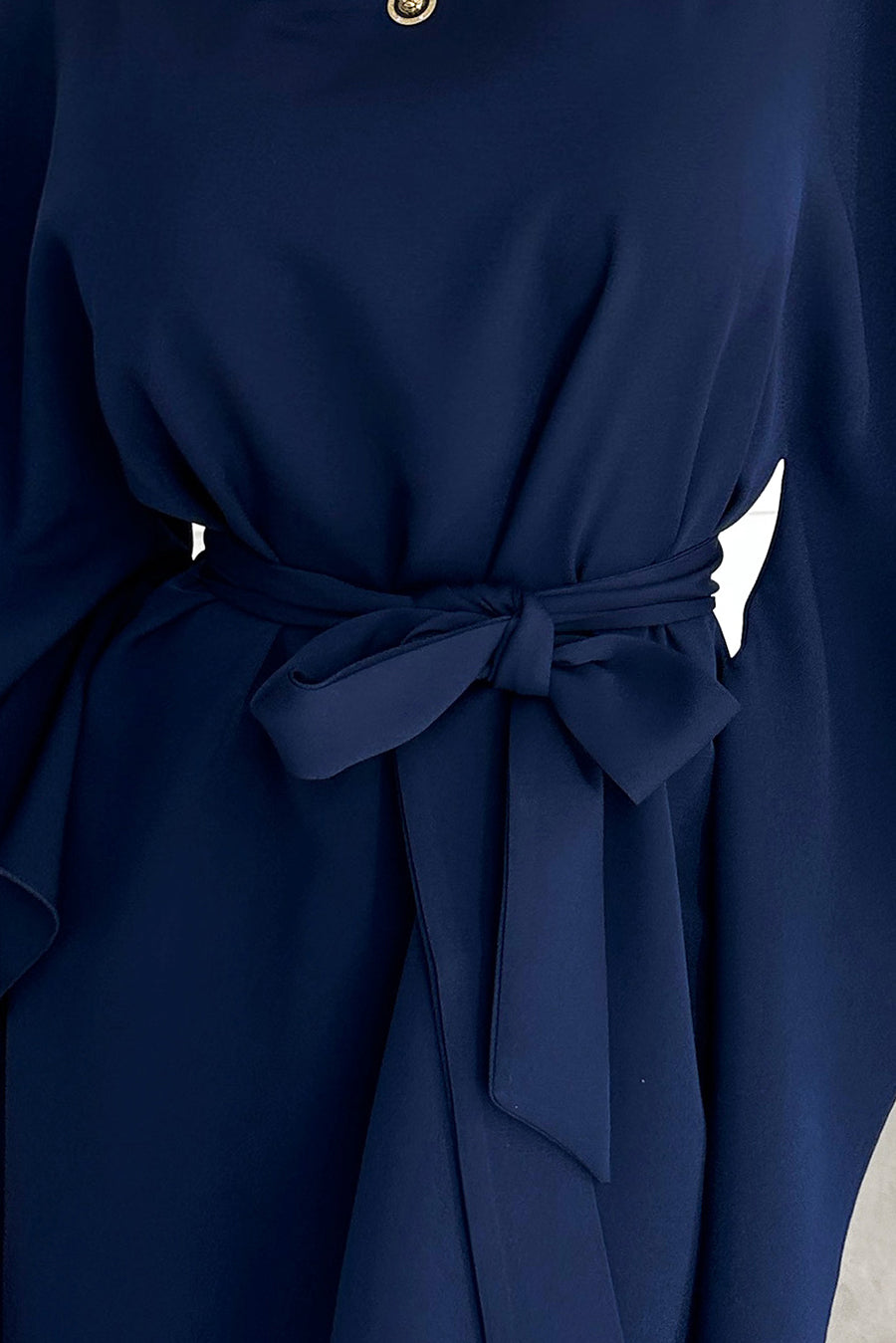 Damen Kleid Schmetterlingskleid Sofia von Numoco marineblau Ausschnitt