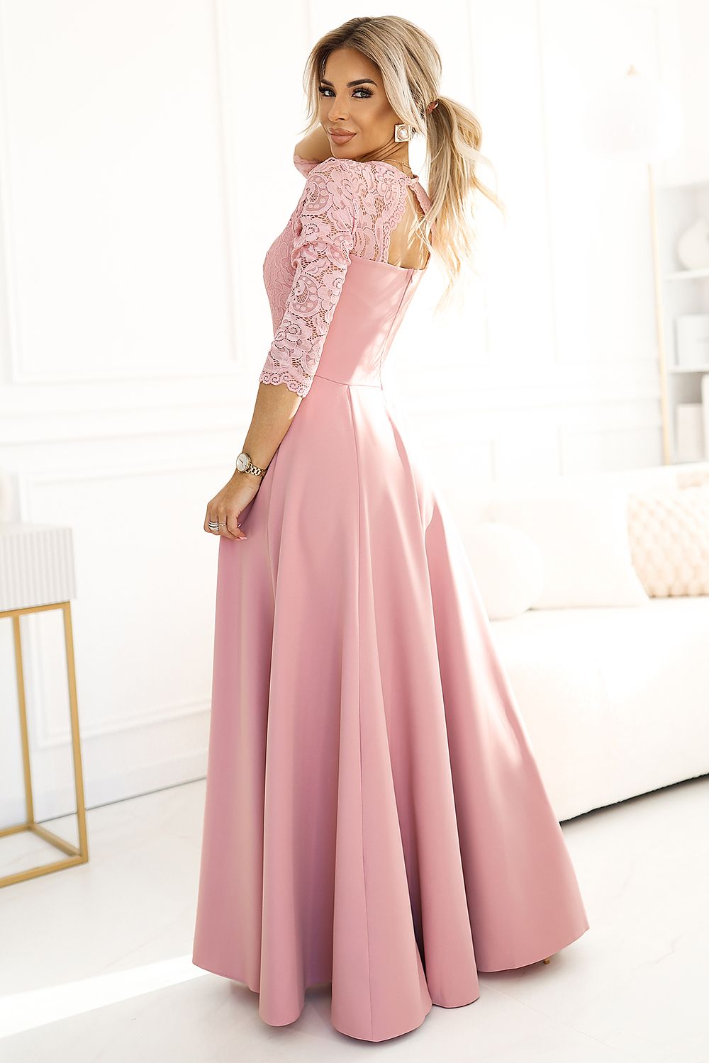 Damen Langes Abendkleid mit Spitze von Numoco rosa Seitenansicht