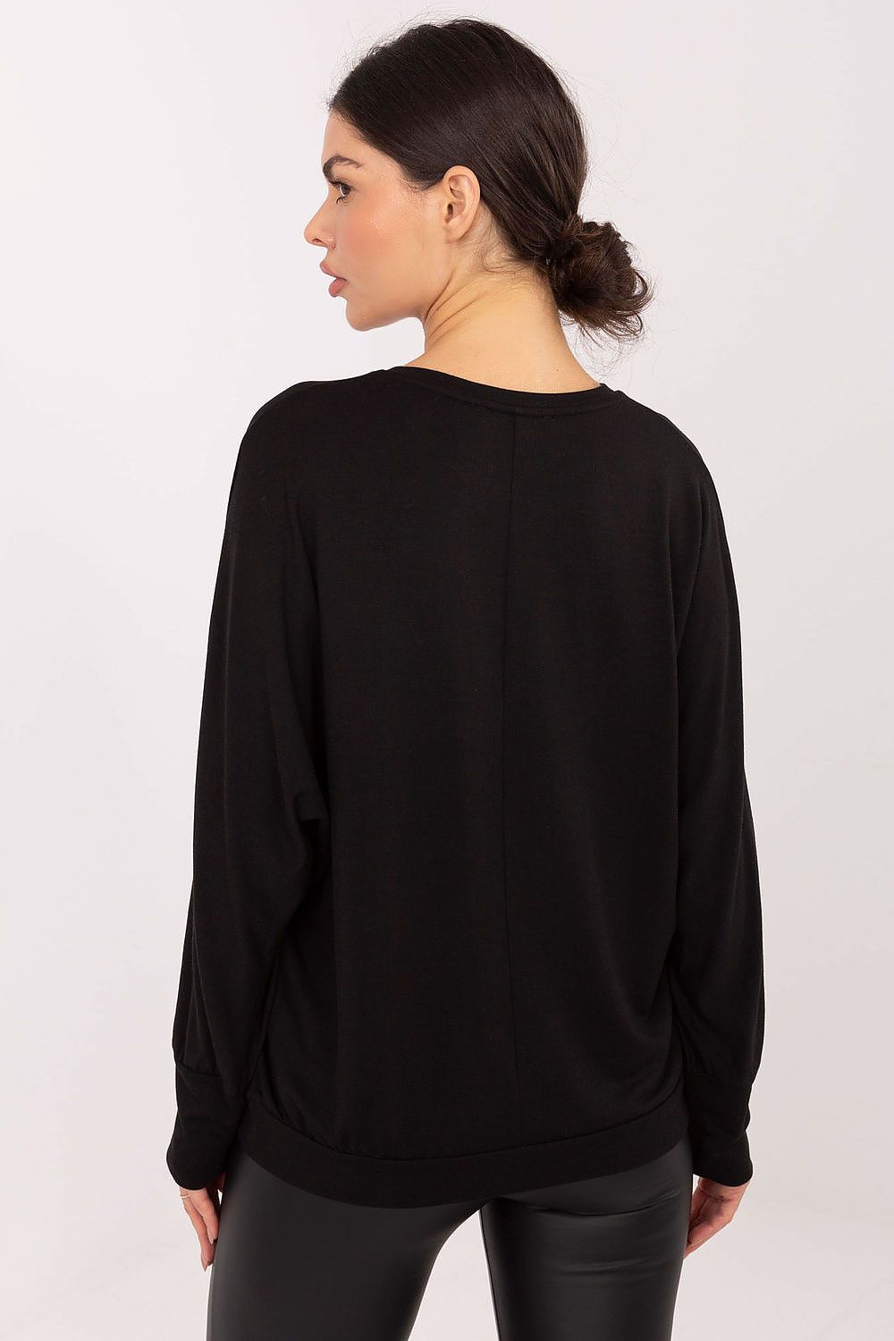 Damen Shirt mit Batwings Ärmel von Relevance schwarz Rückseite