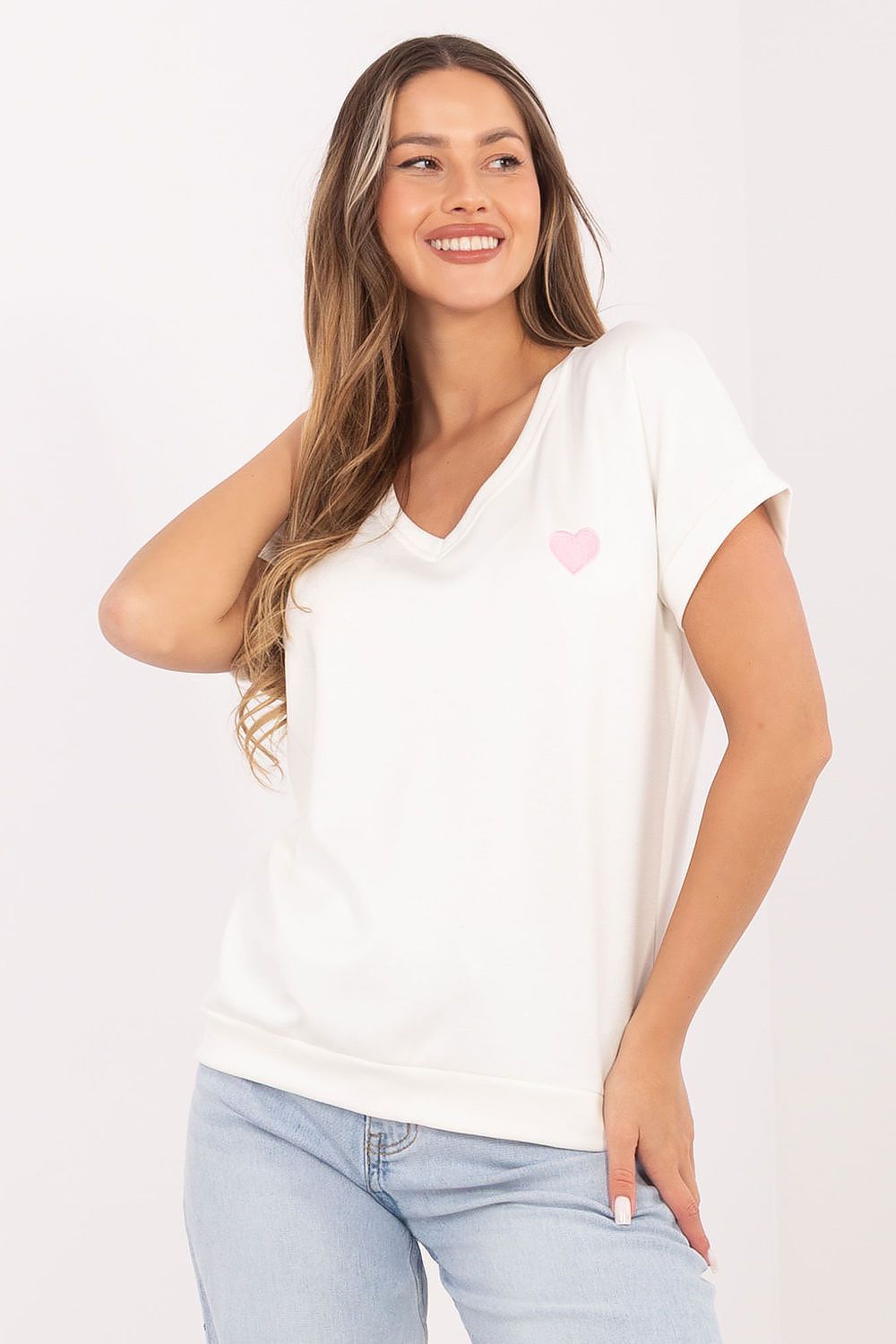 Damen Shirt mit V-Ausschnitt von Relevance weiß Vorderseite