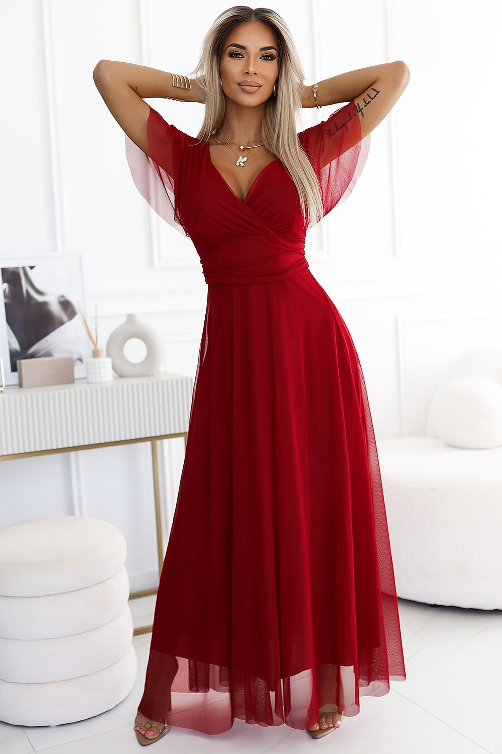 Damen Tüll Maxikleid NASTIA mit Surplice Ausschnitt von Numoco Basic weinrot