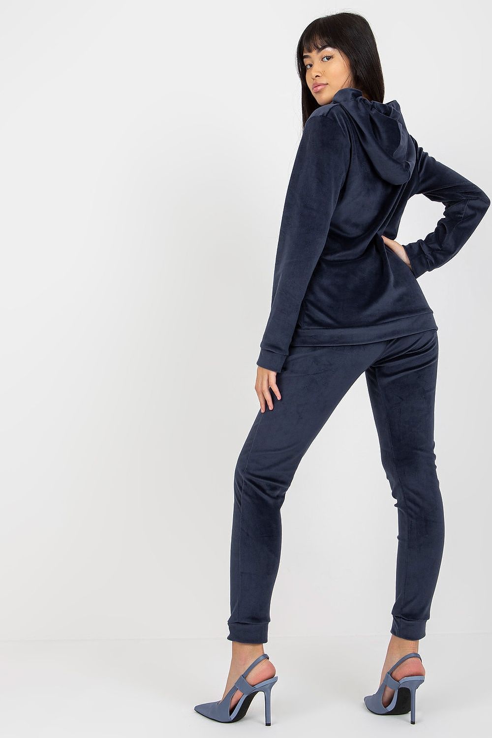 Damen Velour Anzug mit Kapuze Set von Relevance marineblau Rückseite