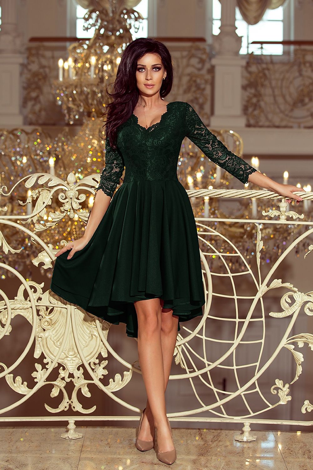 Damen asymetrisches Abendkleid mit Spitze von Numoco dunkelgrün Vorderseite