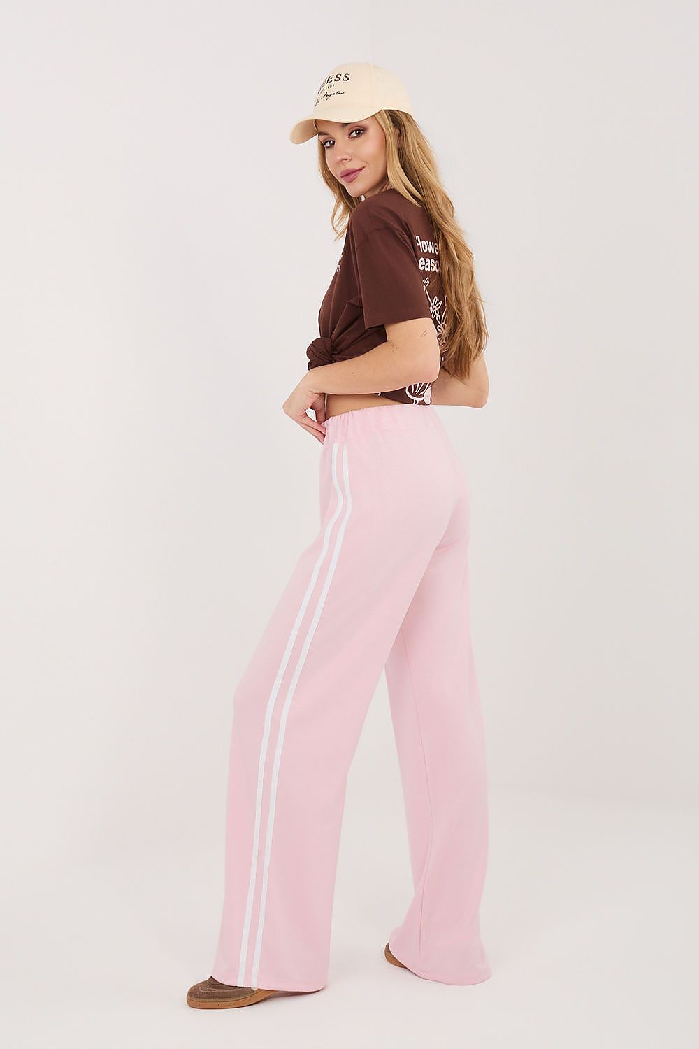 Damen lässige sportliche Hose von Relevance rosa Seitenansicht