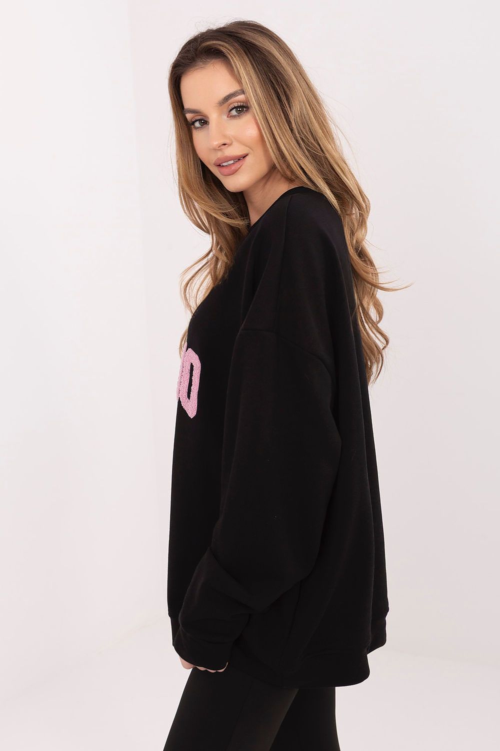 Damen lässiges Oversize Sweatershirt "Studio" von Relevance schwarz Seitenansicht