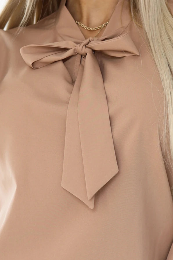 Elegante Damen Bluse mit Schleifenband von Numoco beige 2 Detail