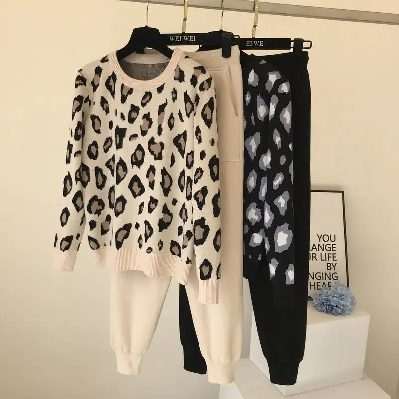 Damen 2-teiliges Leopard Strick Hose Pullover Anzug Set
