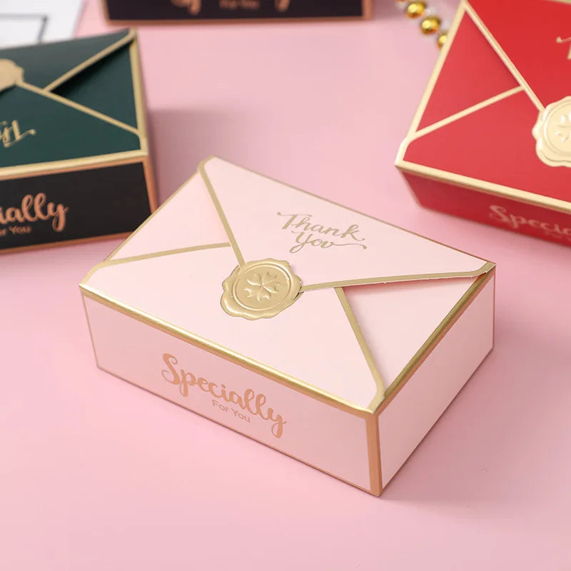 Geschenkebox Verpackung in Umschlagform
