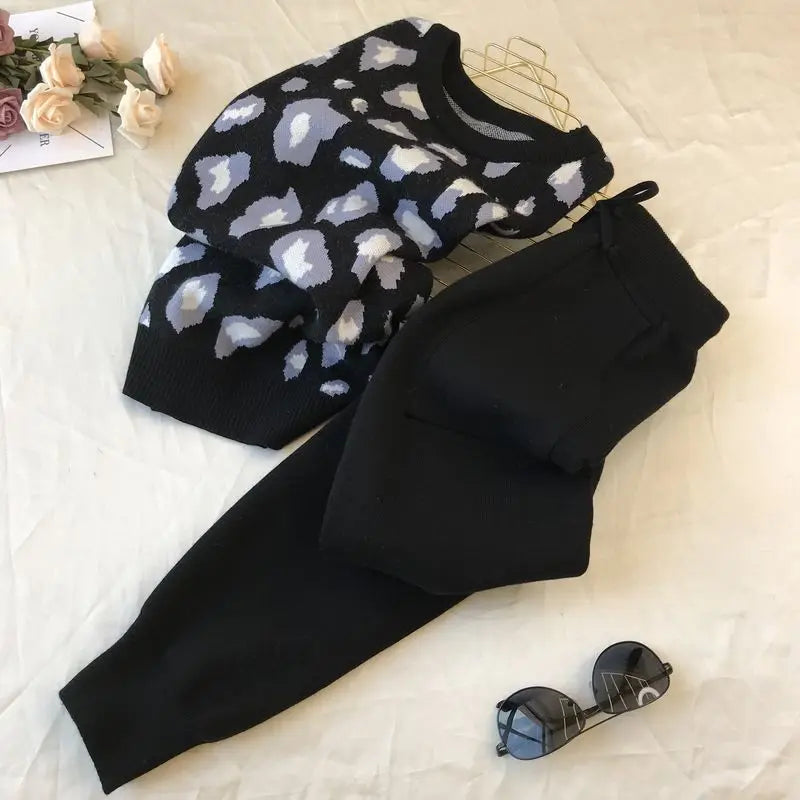 Damen 2-teiliges Leopard Strick Hose Pullover Anzug Set