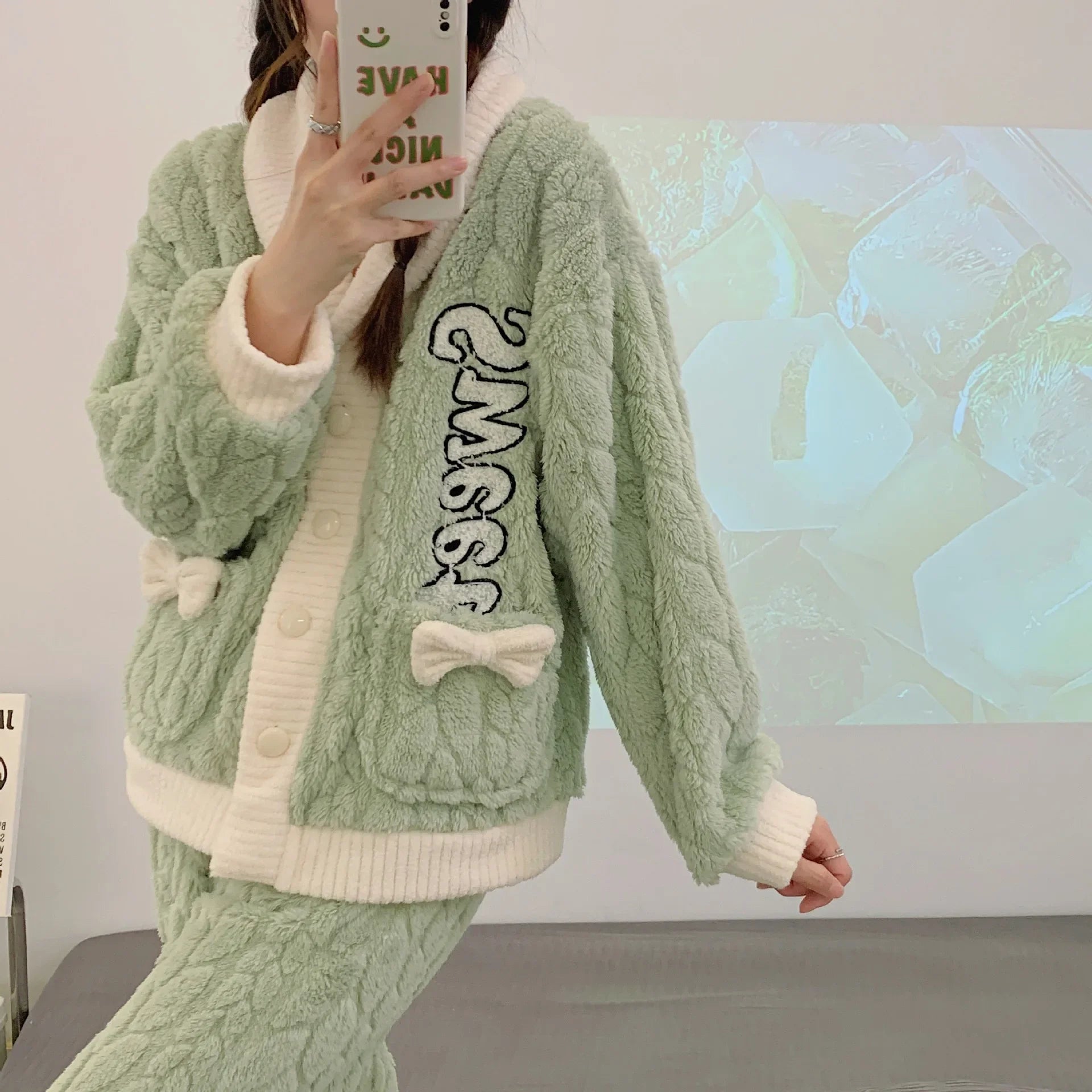 Luxus Winter Pyjama Loungewear aus Plüsch, langarm und bequeme Hose für Damen