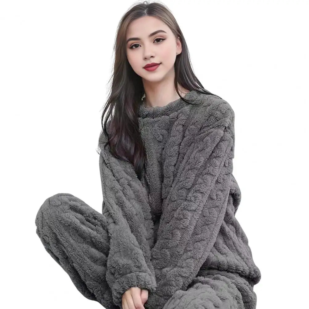 Female Velvet Pajama Set Fleece Pantsuit Nightwear Loungewear