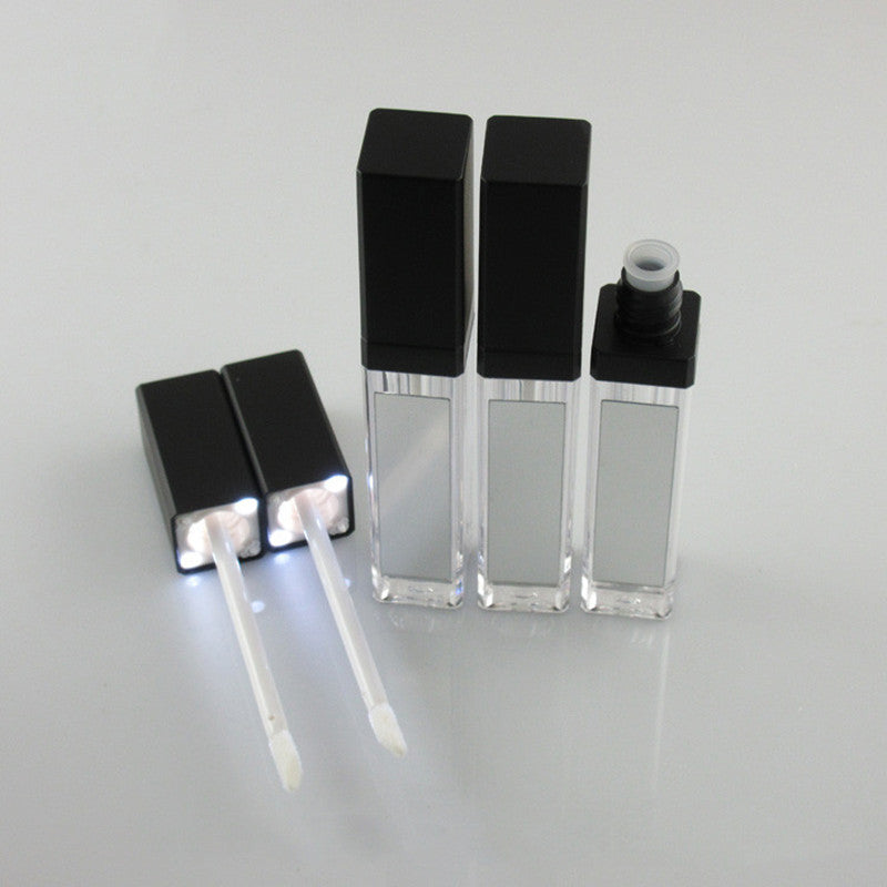 Leere Lip Gloss Röhrchen mit Spiegel und LED Licht