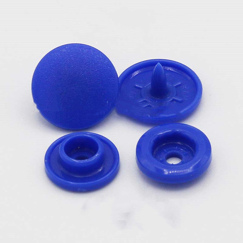 Mattierter umweltfreundlicher 12 mm Kunststoff Druckknopf Set