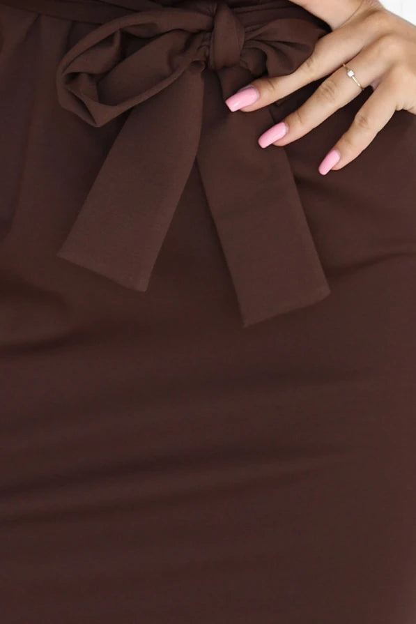 Damen Alltagskleid Minikleid mit Wasserfallausschnitt von Numoco braun Ausschnitt