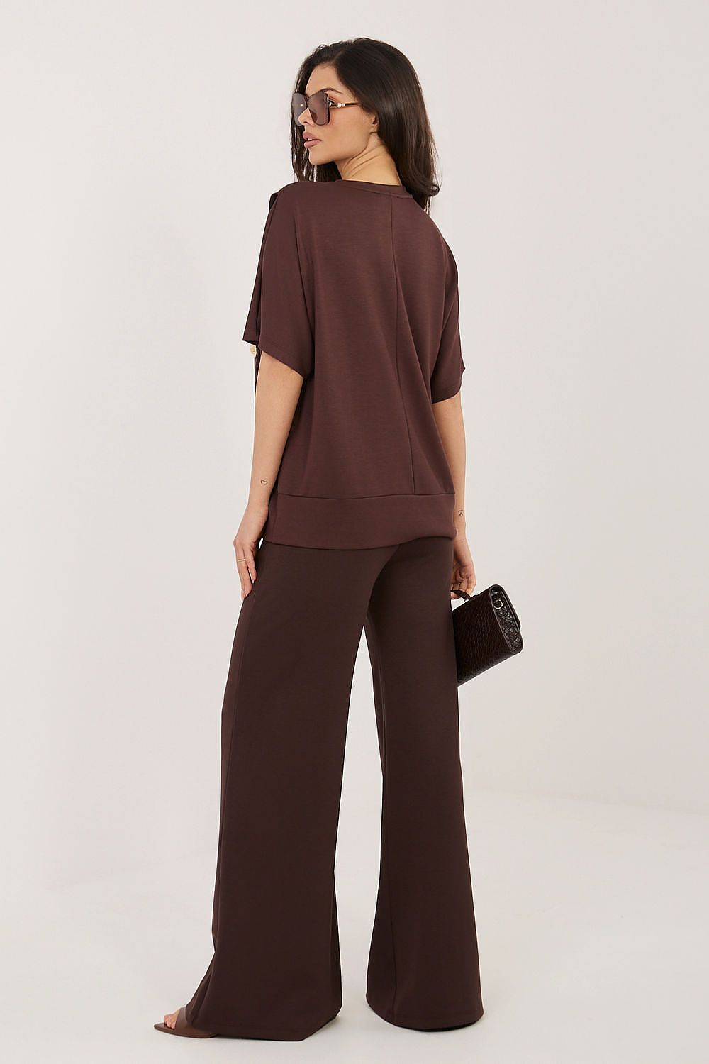 Damen Anzug-Set von Relevance – Weicher Stretch-Mix in trendigen Farben braun Rückseite