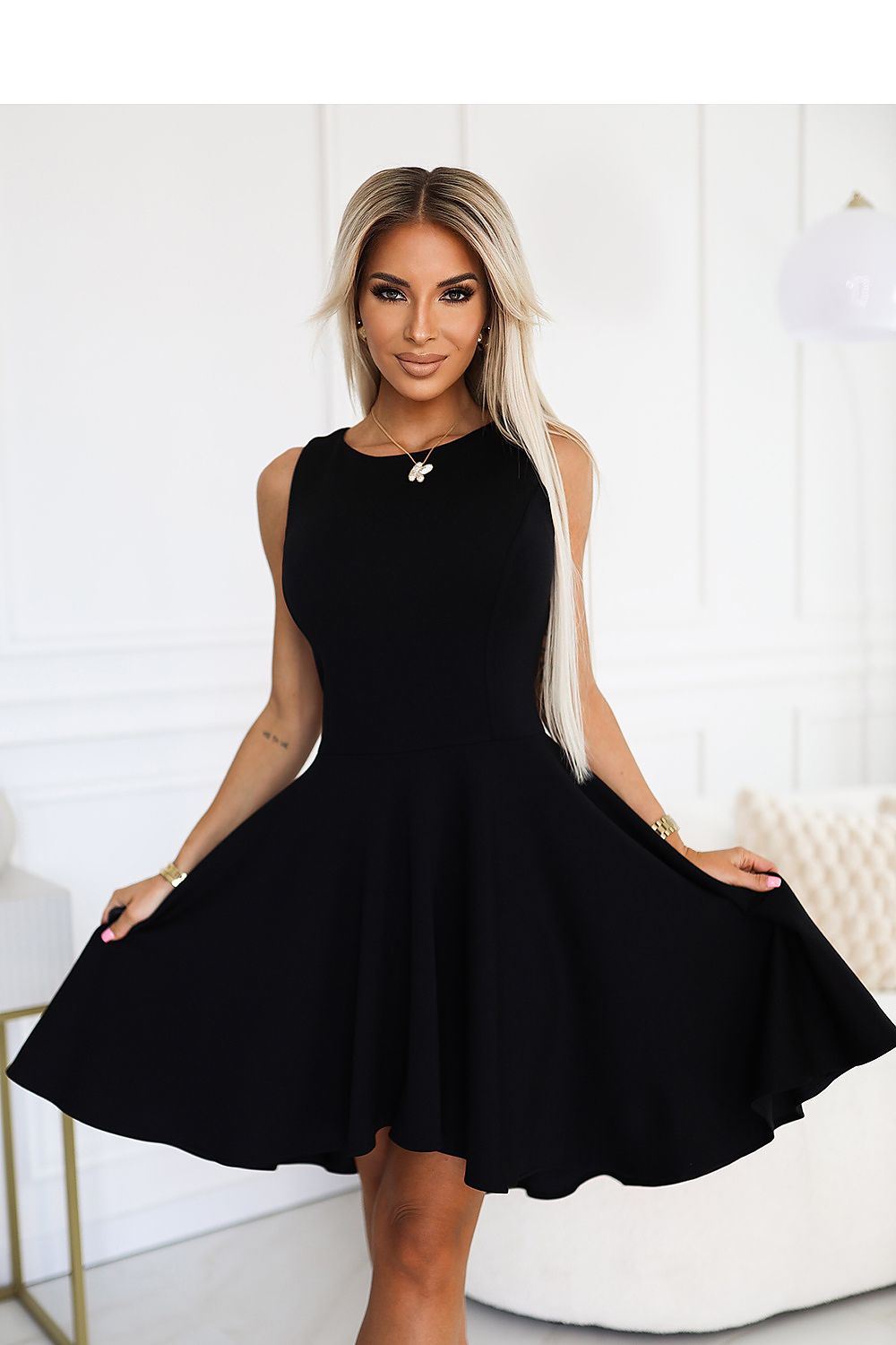 Damen Asymmetrisches Kleid, Längerer Rücken, figurbetonend & dehnbar von Numoco schwarz