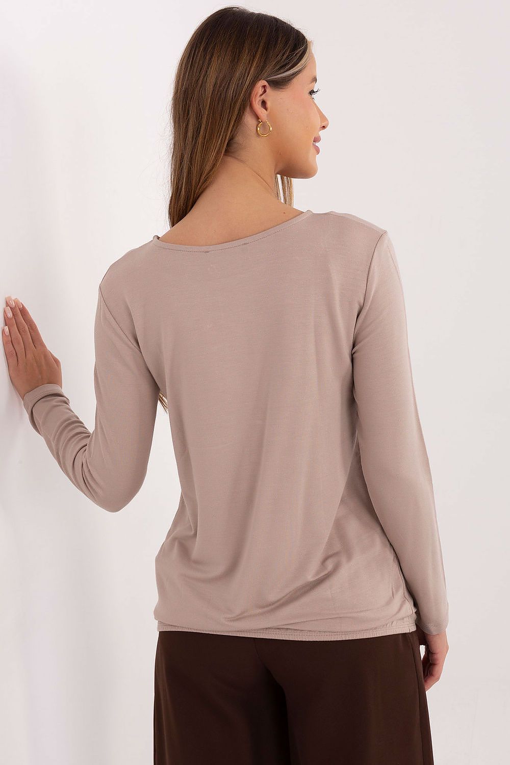 Damen Casual langarm  Shirt von Relevance beige Rückseite