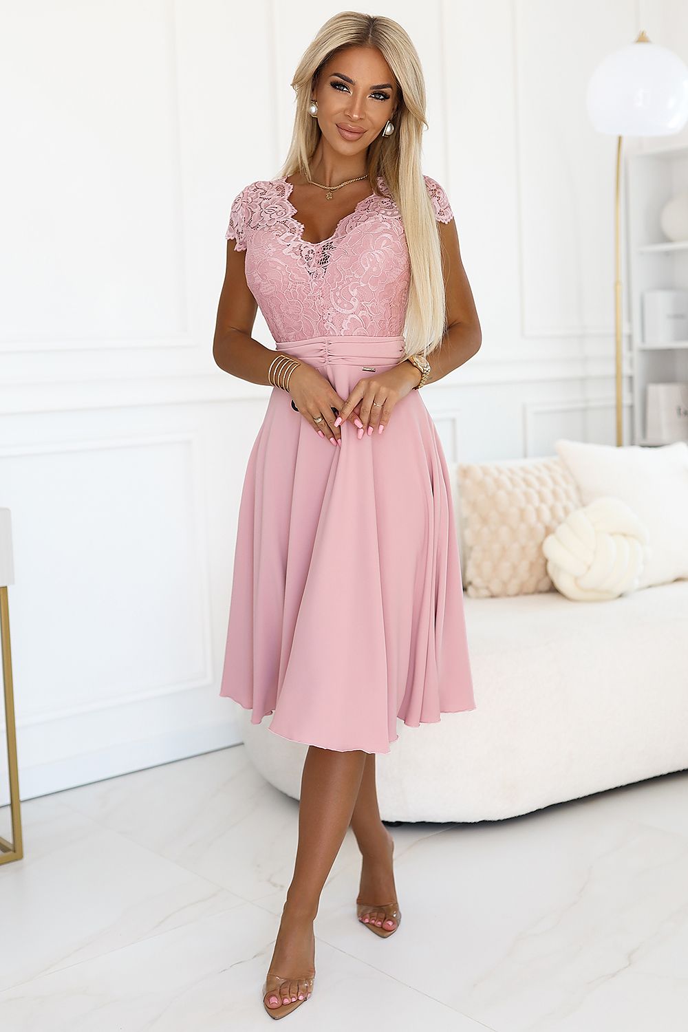 Damen Chiffonkleid Abendkleid mit Spitzenausschnitt von Numoco rosa Vorderseite