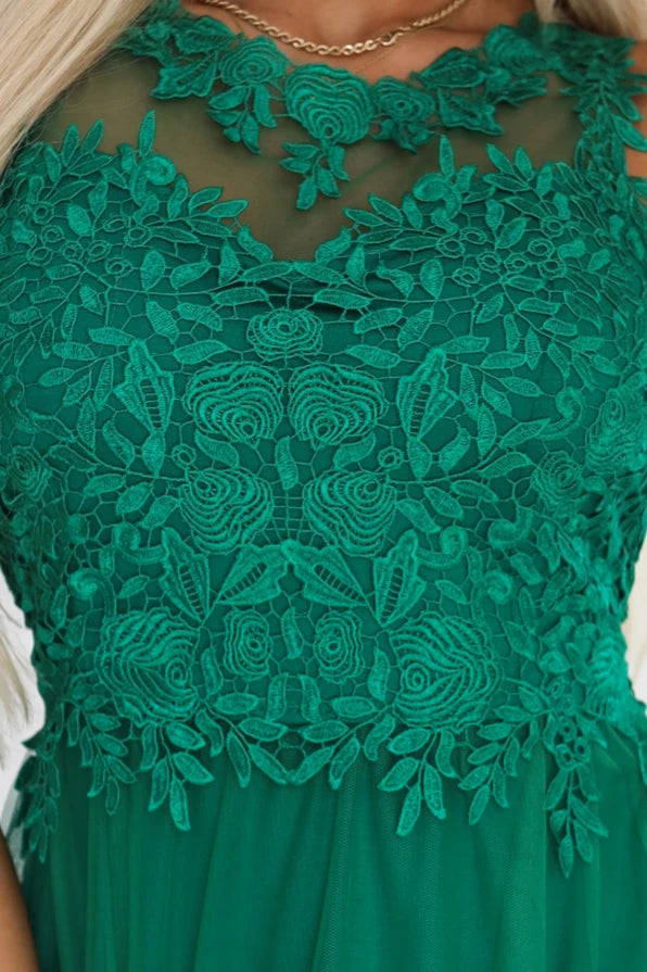 Damen Maxi-Kleid Spitzenoberteil, Tüllrock & Taillenschnürung – Hochzeit & Ball Numoco Basic grün Detail Ausschnitt