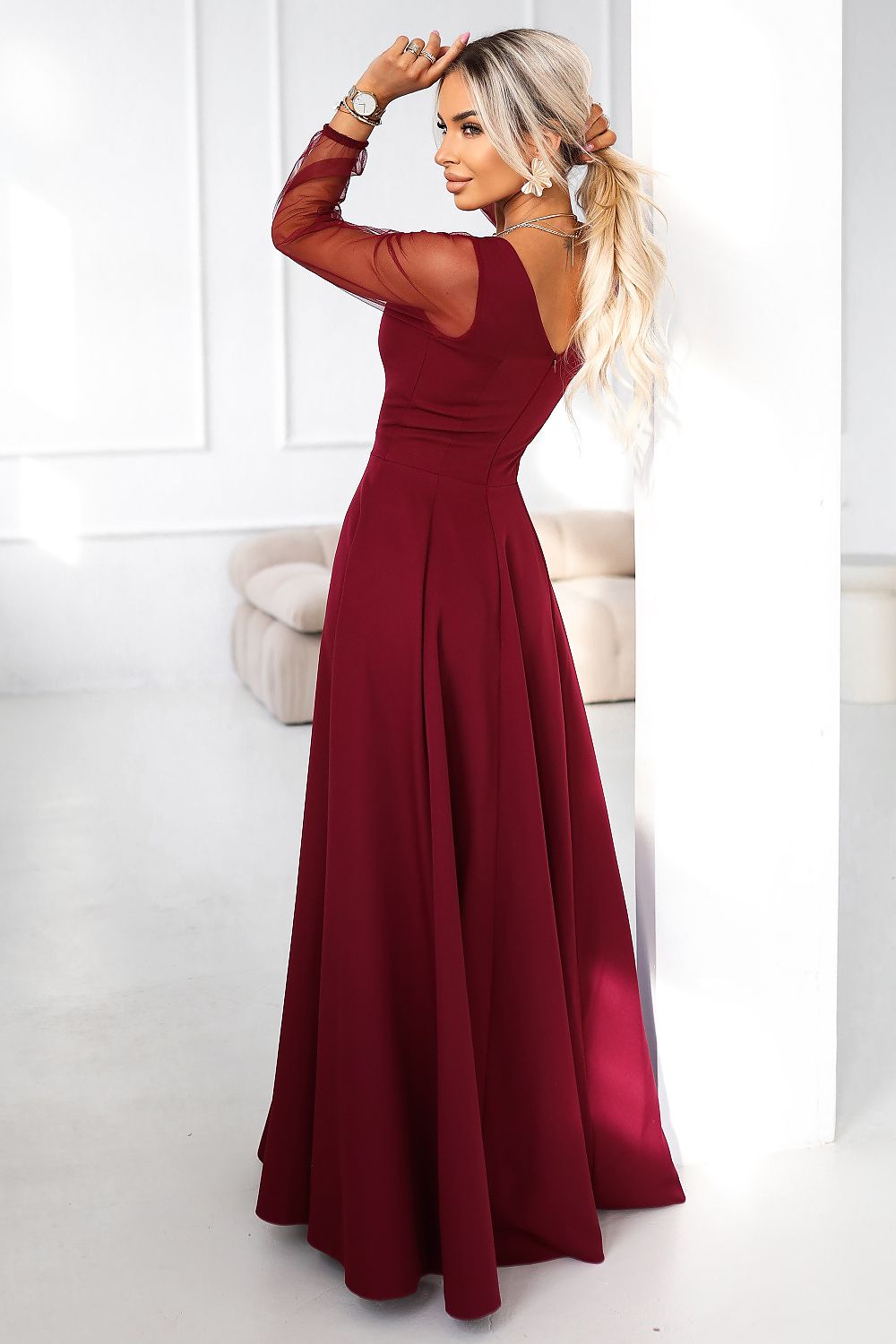 Damen Maxikleid Abendkleid mit Tüllärmel von Numoco weinrot Rückseite