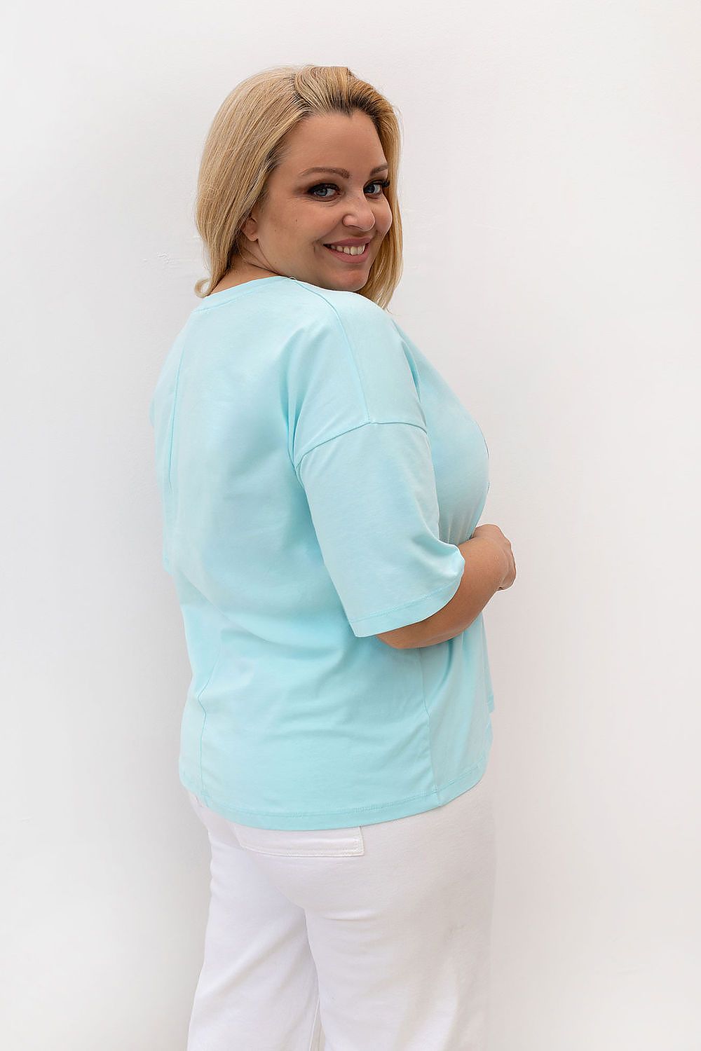 Damen T-Shirt Plus Size Rundhals, Stickerei & Baumwolle türkis Relevance Rückenansicht