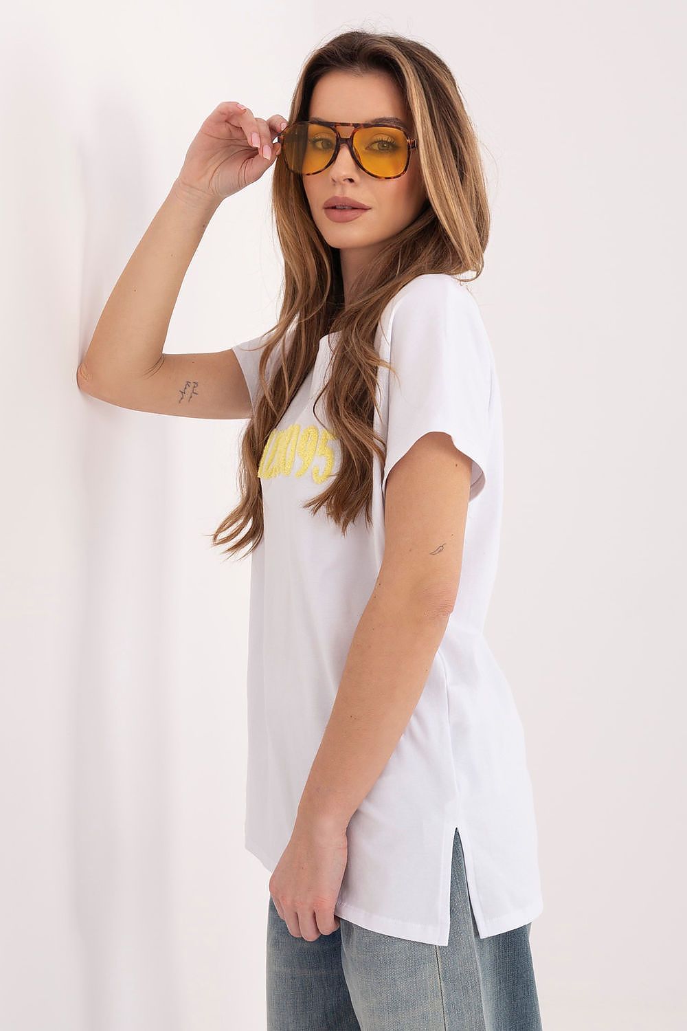 Damen T-shirt "Milano 95" von Relevance gelb eitenansicht