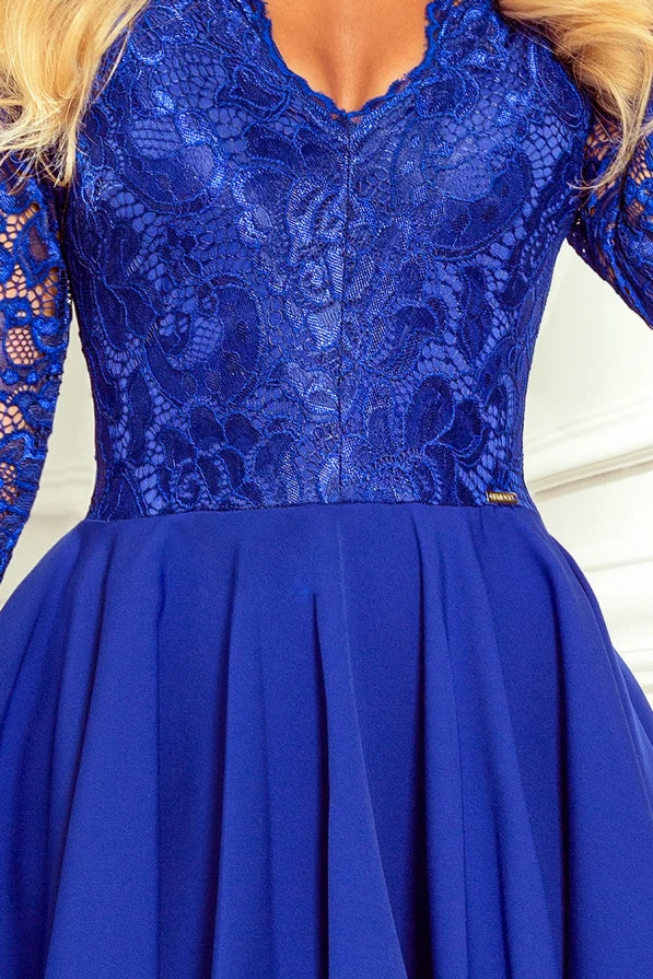 Damen asymetrisches Abendkleid mit Spitze von Numoco blau Ausschnitt