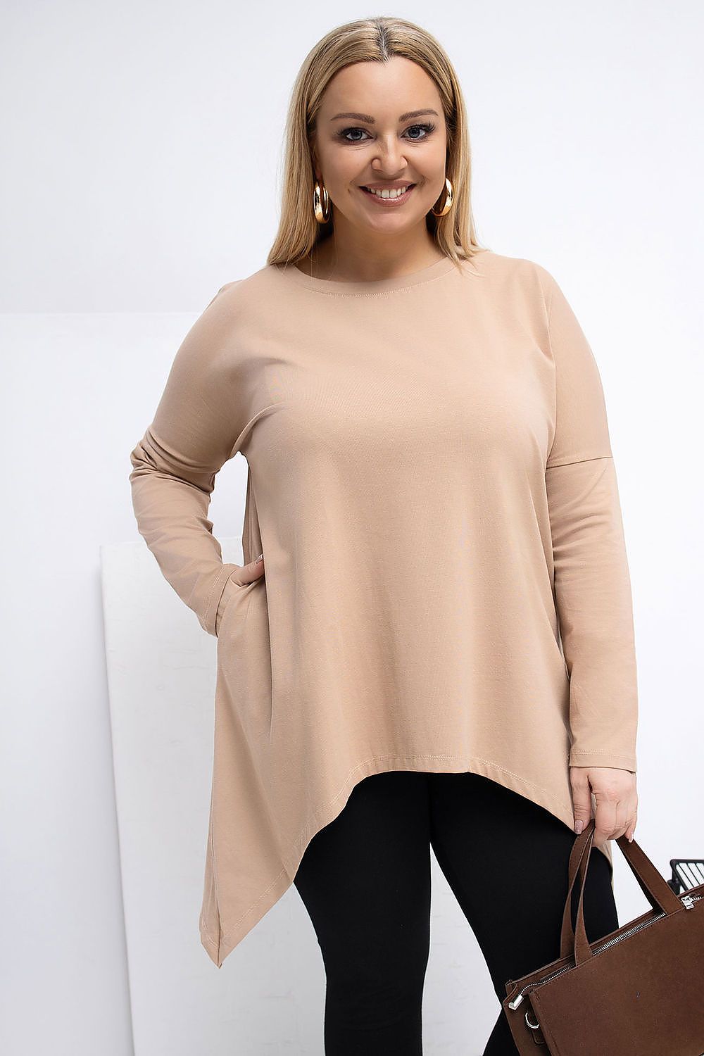 Damen asymmetrische Plus-Size Tunika von Relevance beige