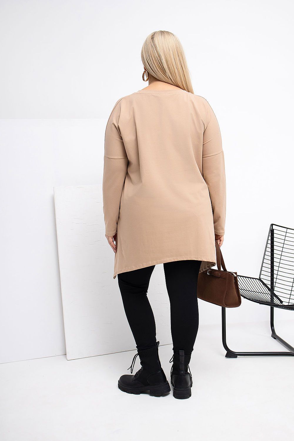 Damen asymmetrische Plus-Size Tunika von Relevance beige Rückseite