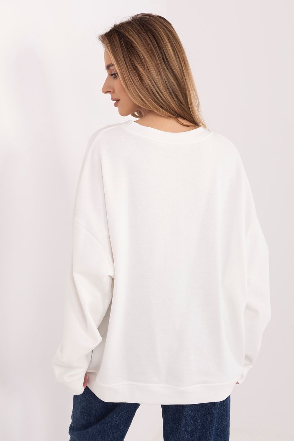 Damen lässiges Oversize Sweatershirt "Studio" von Relevance weiß Rückseite