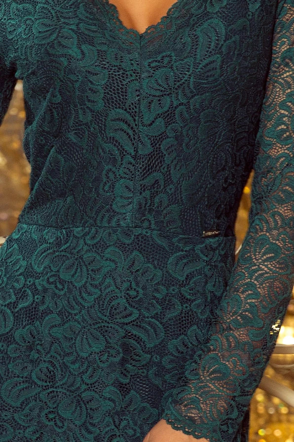 Damen langarm Abendkleid aus Spitze von Numoco grün Ausschnitt