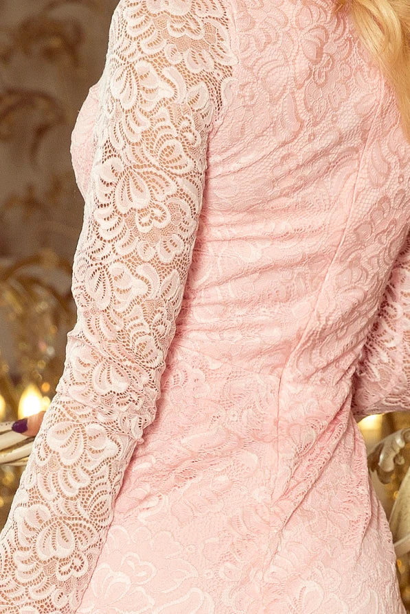 Damen langarm Abendkleid aus Spitze von Numoco rosa Ausschnitt