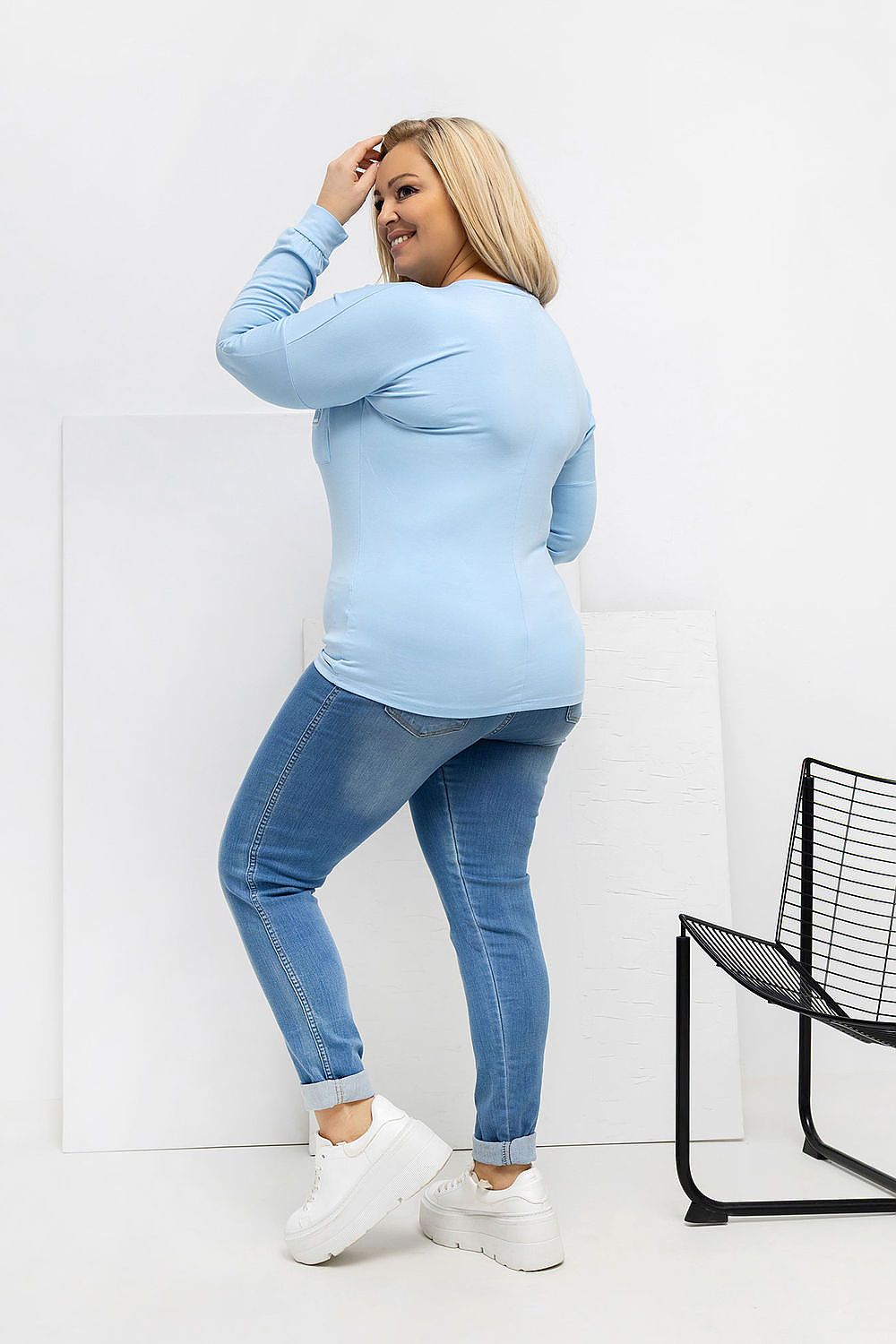 Damen langarm Plus-Size Shirt mit V-Ausschnitt von Relevance blau Seitenansicht