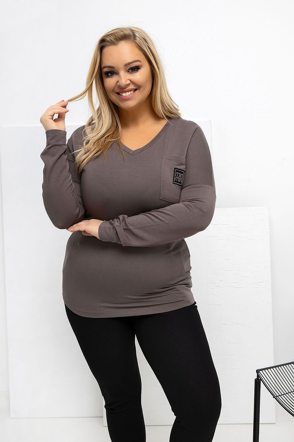Damen langarm Plus-Size Shirt mit V-Ausschnitt von Relevance braun