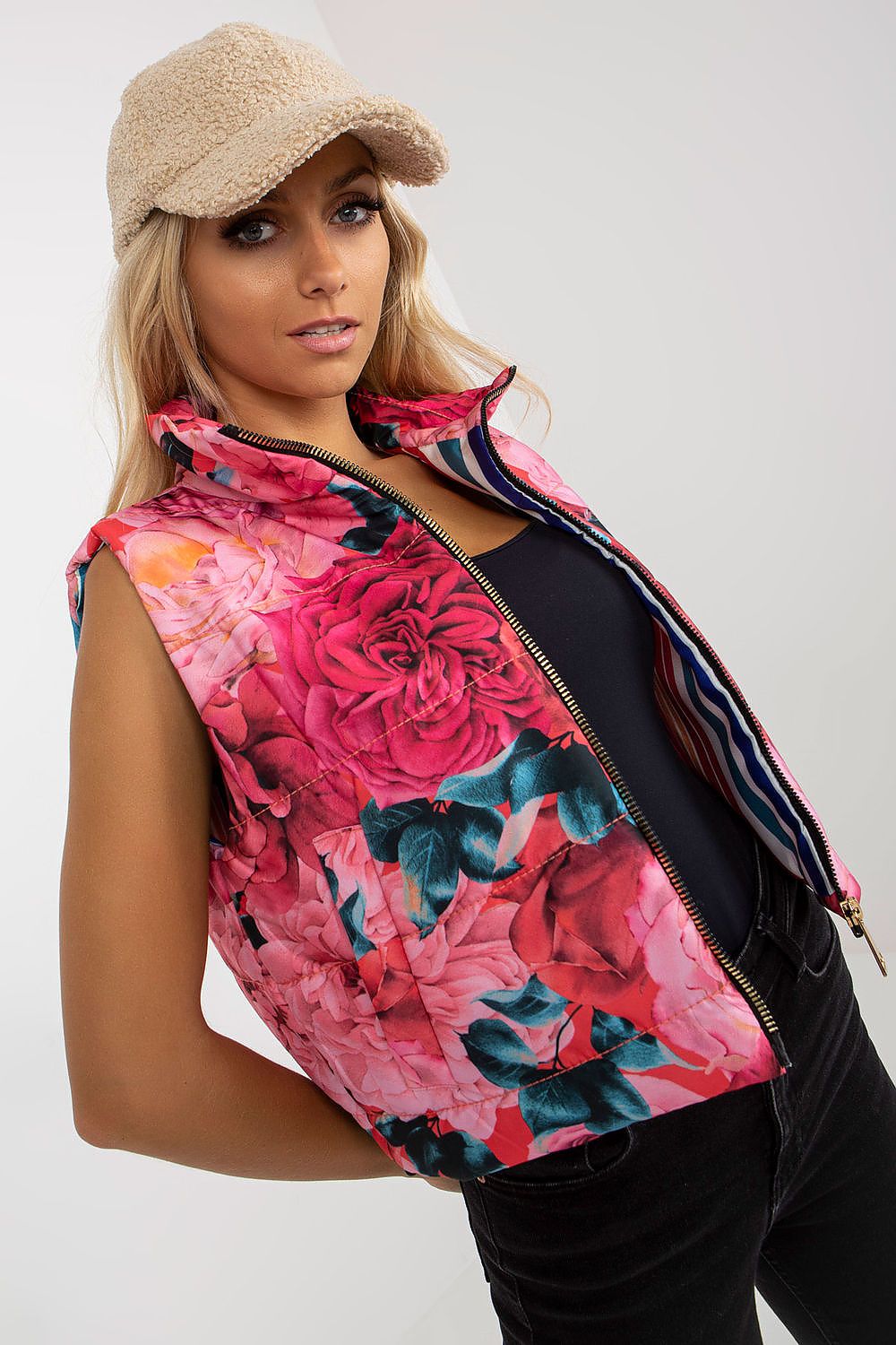 Damen leichte Weste mit floralem Muster von Relevance rosa