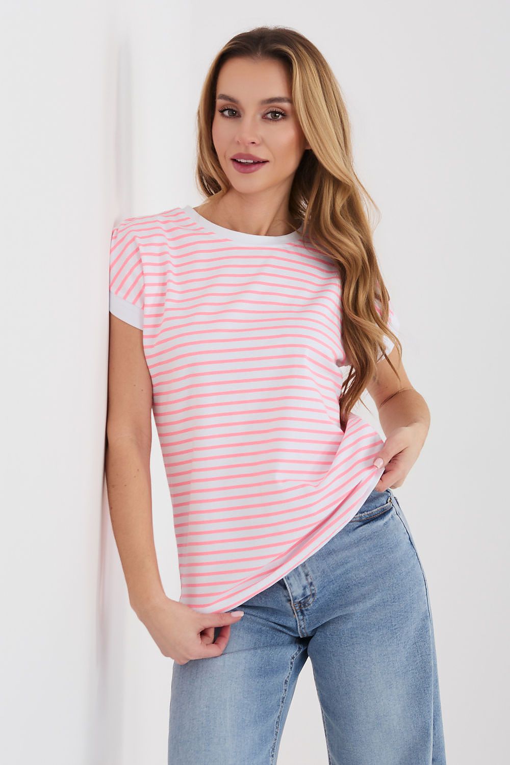 Damen modisches gestreiftes T-Shirt von Relevance rosa Vorderseite