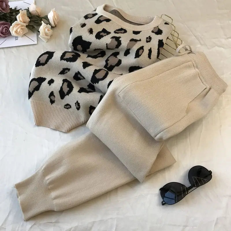 Damen 2-teiliges Leopard Strick Hose Pullover Anzug Set
