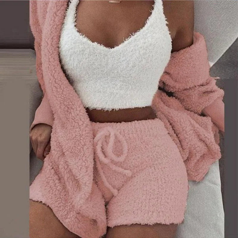Damen 3 teiliges flauschiges Winter Pyjama-Set Crop Tops und lockere Shorts, Übergröße