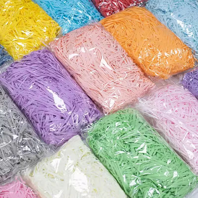 Bunte Raffia Papier-Schnipsel und -Stränge, geschreddertes Knister-Konfetti zum Verpacken