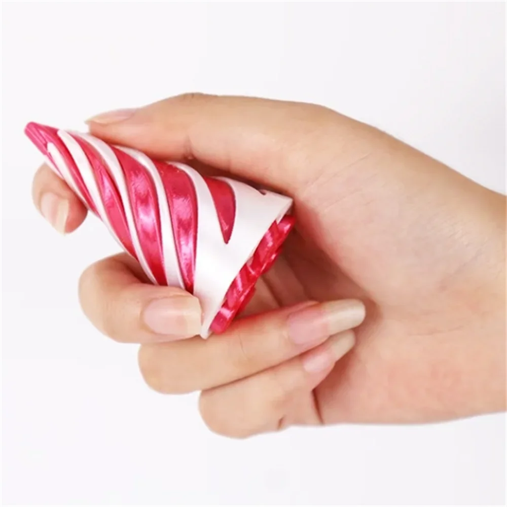 3D gedruckte Spiral Kegel Spielzeug, unmögliche Pyramide Durchgang Skulptur