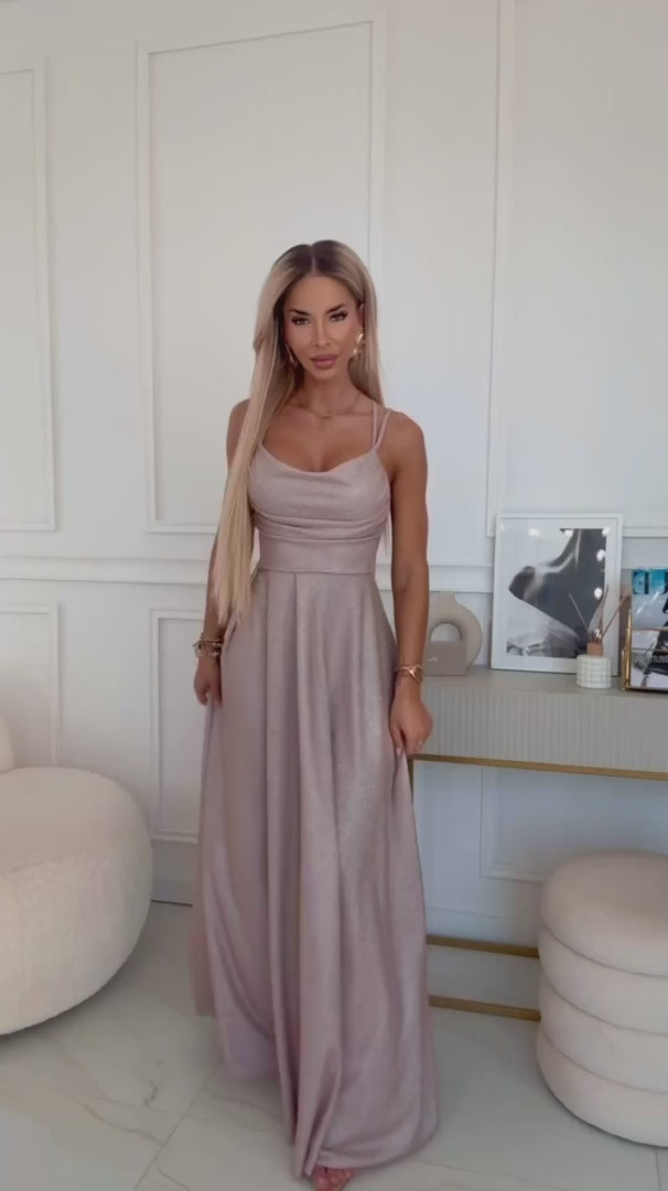Damen Maxikleid mit Wasserfall Ausschnitt von Numoco beige rosa Model