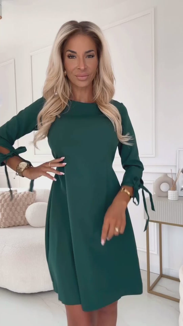Damen Swing-Kleid ALICE Ausgestellt, Schleifen-Ärmel & Taillenband von Numoco grün Model