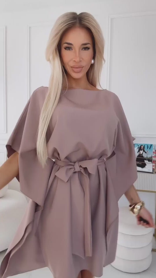 Damen Kleid Schmetterlingskleid Sofia von Numoco beige Model